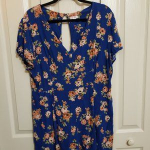 Xhilaration - Blue Floral Romper WITH POCKETS
